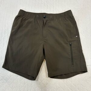 Vuori Technical Climber Shorts Men's Dark  Oregano Hiking Outdoors V384 Medium